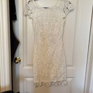 White Lace Backless BODYCON dress